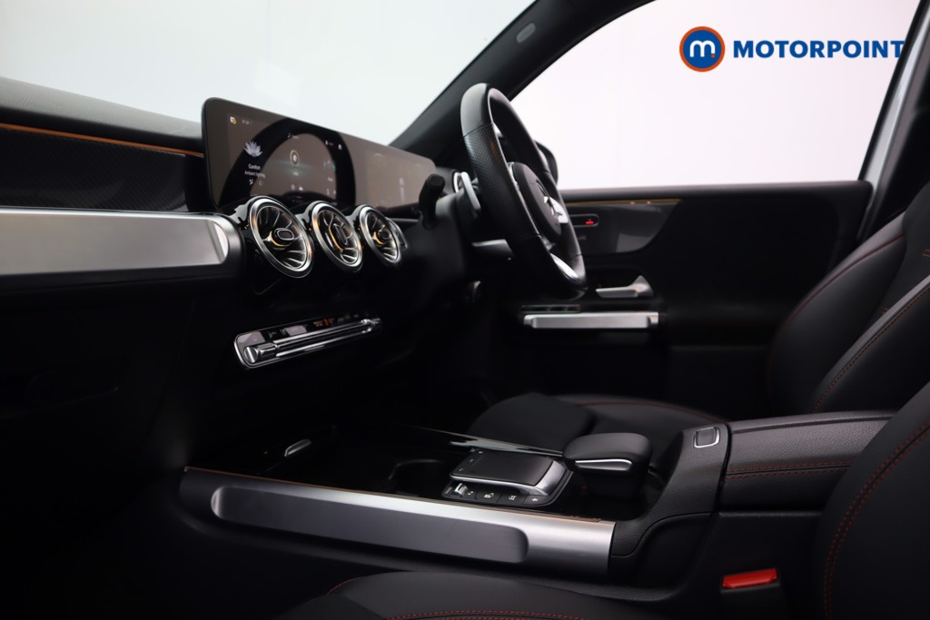 Mercedes-Benz GLB Amg Line Automatic Petrol SUV - Stock Number (1605243) - 36th supplementary image