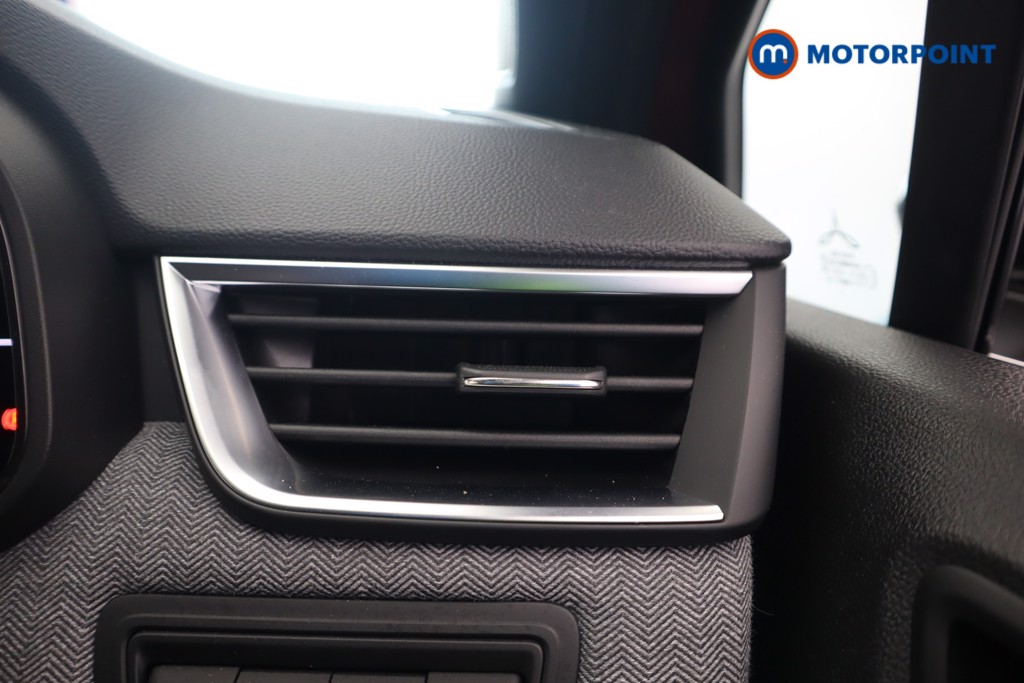 Renault Clio Techno Automatic Petrol-Electric Hybrid Hatchback - Stock Number (1605304) - 10th supplementary image