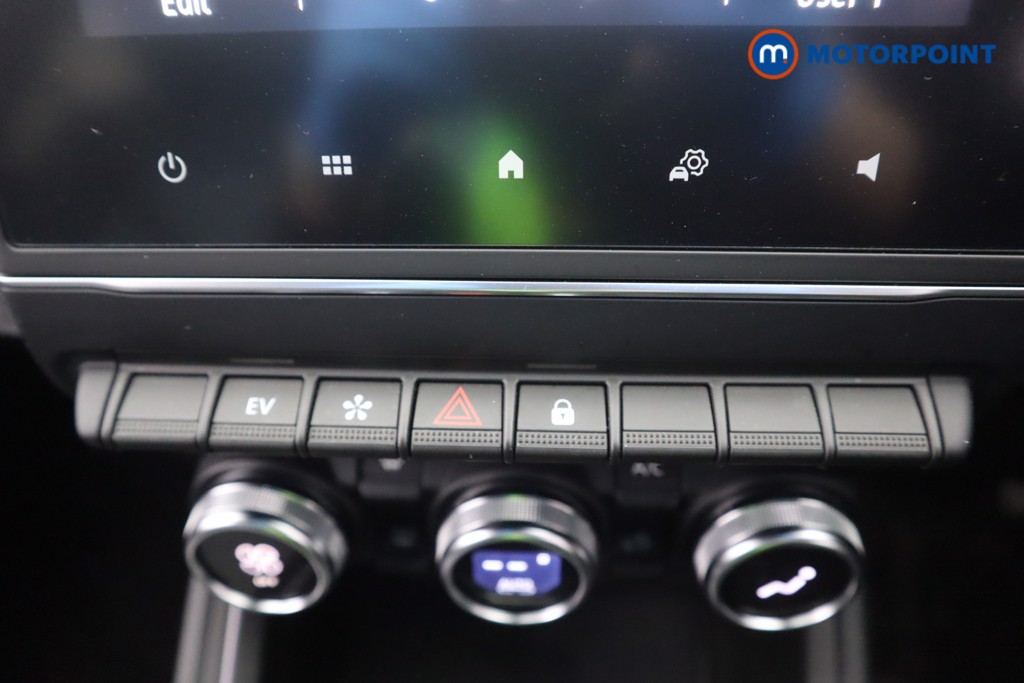 Renault Clio Techno Automatic Petrol-Electric Hybrid Hatchback - Stock Number (1605304) - 14th supplementary image