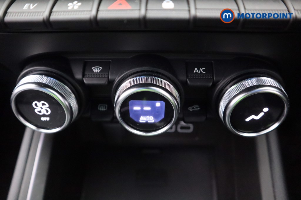 Renault Clio Techno Automatic Petrol-Electric Hybrid Hatchback - Stock Number (1605304) - 16th supplementary image