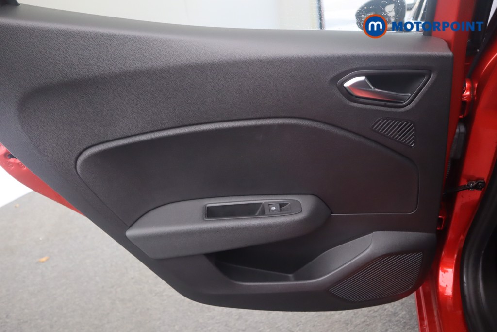 Renault Clio Techno Automatic Petrol-Electric Hybrid Hatchback - Stock Number (1605304) - 35th supplementary image