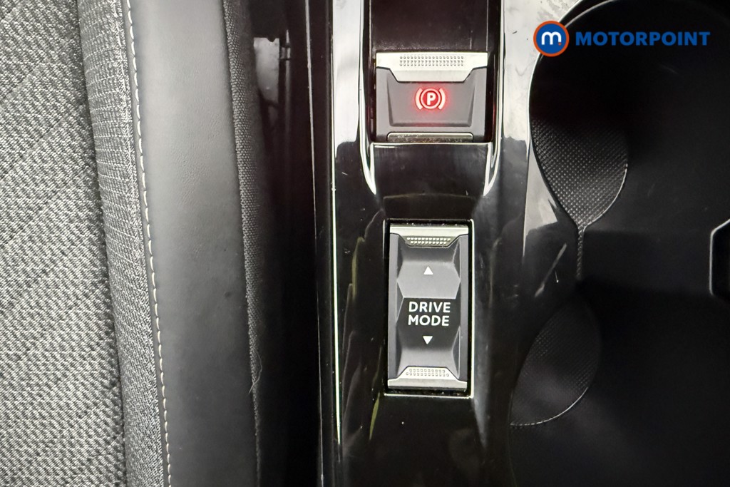 Peugeot 2008 Allure Automatic Electric SUV - Stock Number (1565125) - 17th supplementary image