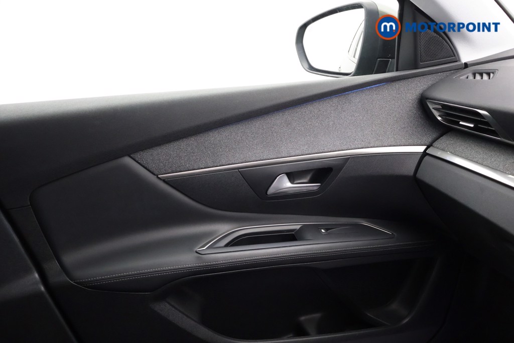 Peugeot 3008 Allure Manual Petrol SUV - Stock Number (1566709) - 8th supplementary image