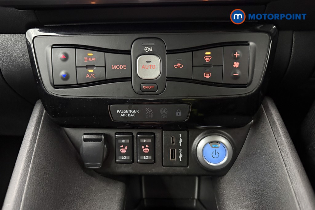 Nissan Leaf N-Connecta Automatic Electric Hatchback - Stock Number (1589308) - 3rd supplementary image
