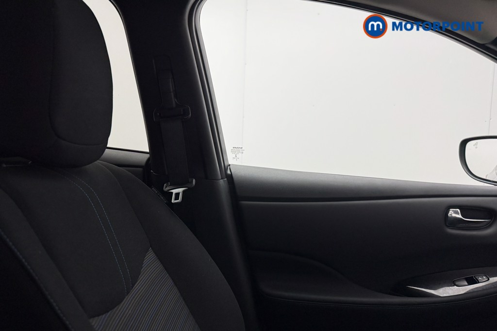 Nissan Leaf N-Connecta Automatic Electric Hatchback - Stock Number (1589308) - 10th supplementary image