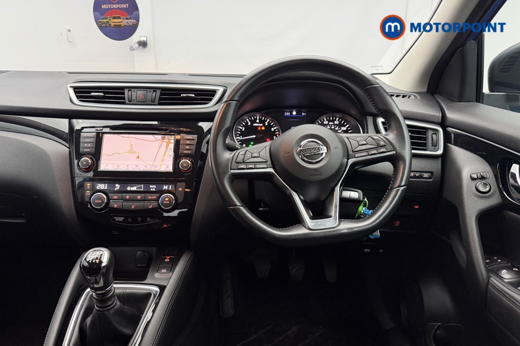 Nissan Qashqai Acenta Premium Manual Petrol SUV - Stock Number (1590365) - 17th supplementary image