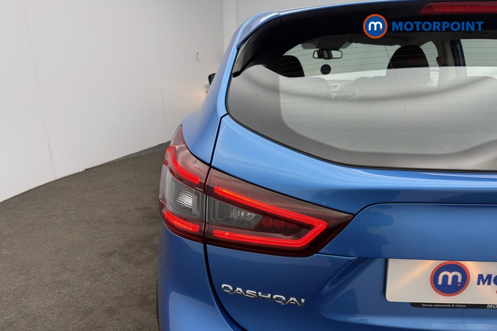 Nissan Qashqai Acenta Premium Manual Petrol SUV - Stock Number (1590365) - 21st supplementary image