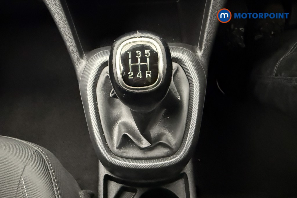 Hyundai I10 Play Manual Petrol Hatchback - Stock Number (1591465) - 4th supplementary image
