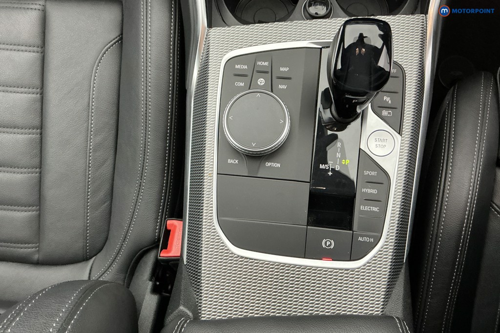 BMW 3 Series M Sport Automatic Petrol Plug-In Hybrid Saloon - Stock Number (1593120) - 15th supplementary image