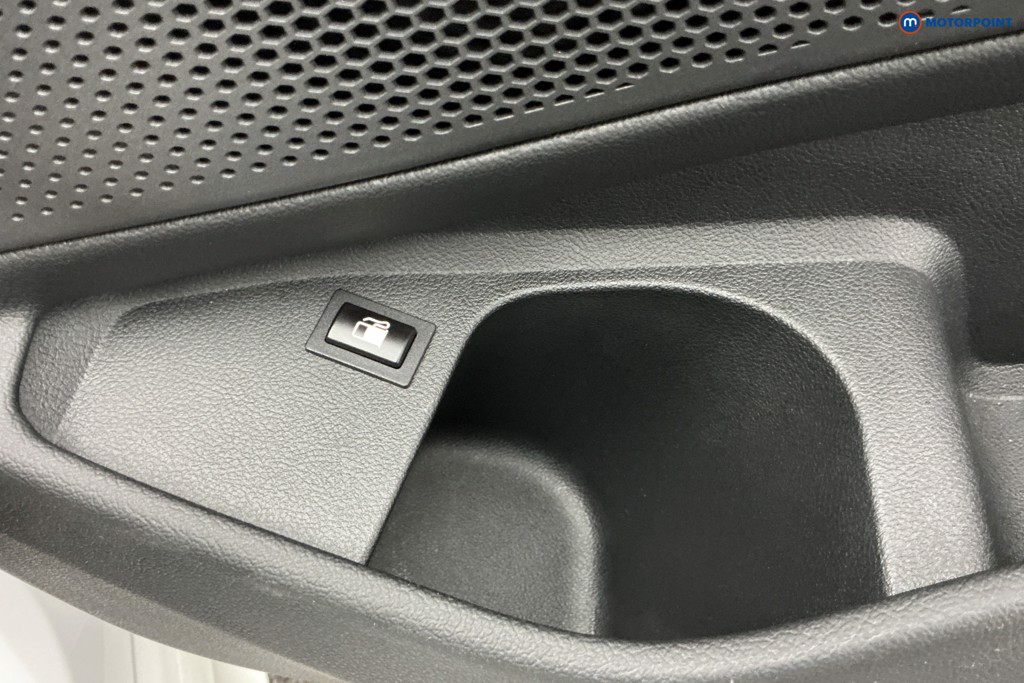 BMW 3 Series M Sport Automatic Petrol Plug-In Hybrid Saloon - Stock Number (1593120) - 24th supplementary image