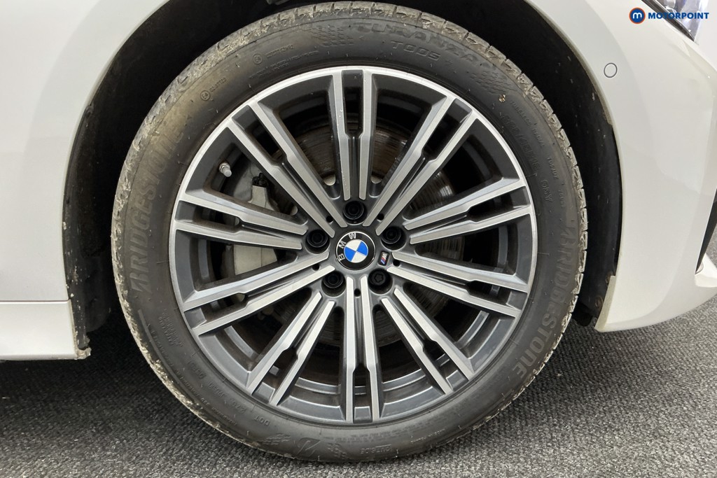 BMW 3 Series M Sport Automatic Petrol Plug-In Hybrid Saloon - Stock Number (1593120) - 38th supplementary image