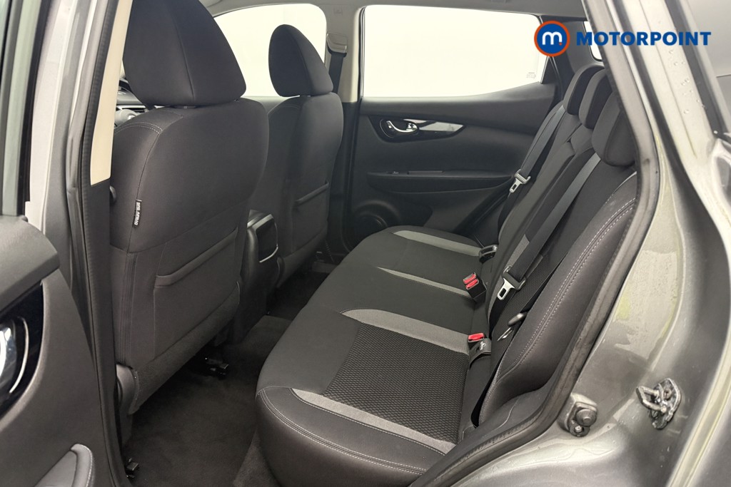 Nissan Qashqai Acenta Premium Automatic Petrol SUV - Stock Number (1593346) - 4th supplementary image