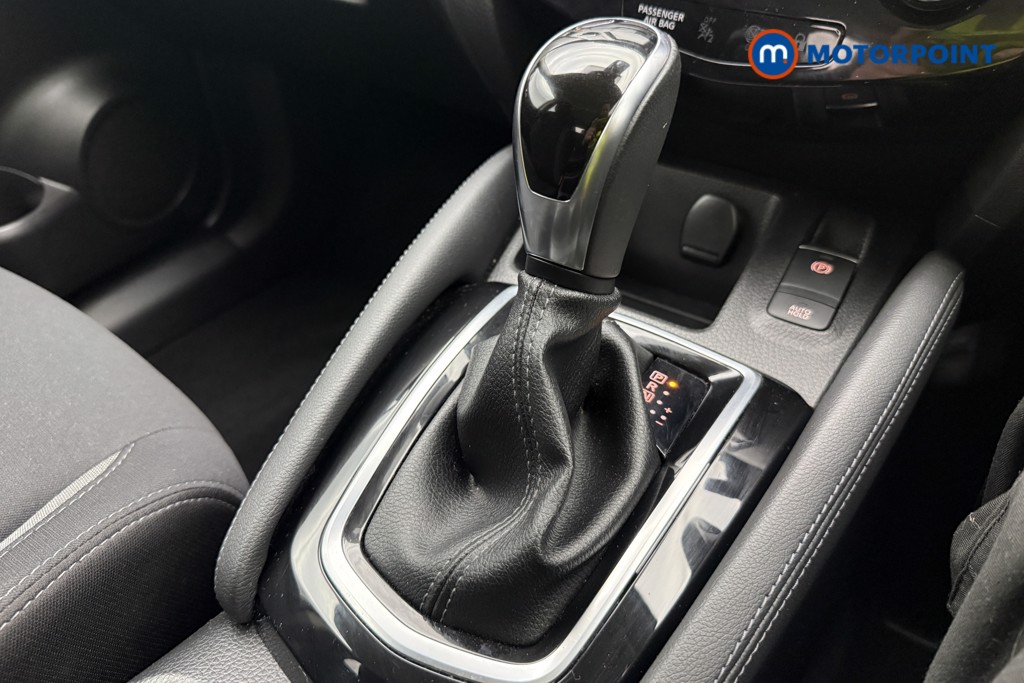 Nissan Qashqai Acenta Premium Automatic Petrol SUV - Stock Number (1593346) - 15th supplementary image