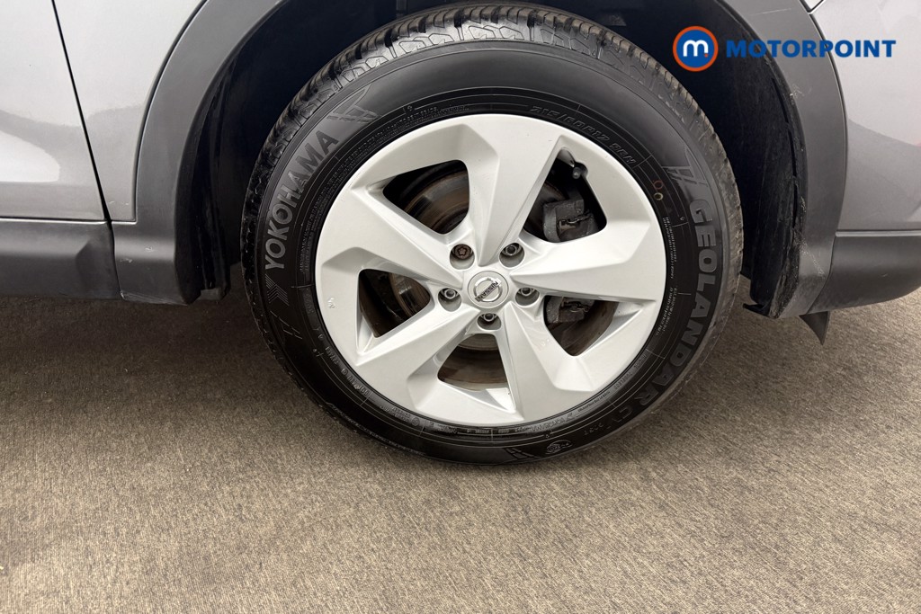 Nissan Qashqai Acenta Premium Automatic Petrol SUV - Stock Number (1593346) - 22nd supplementary image
