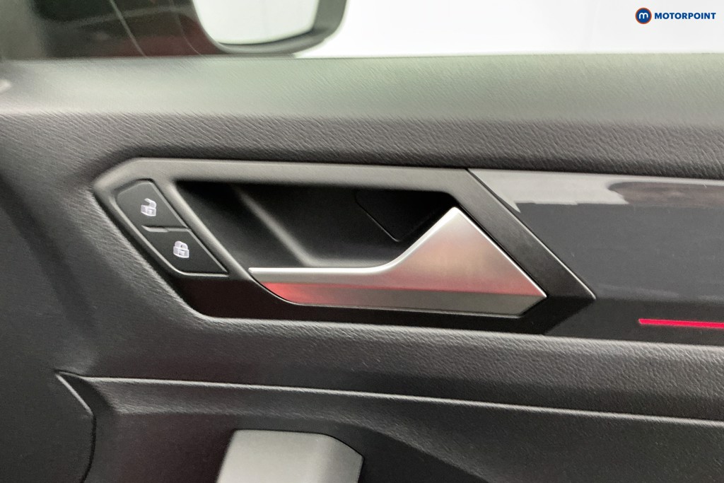 Volkswagen T-Roc SEL Automatic Petrol SUV - Stock Number (1594486) - 26th supplementary image