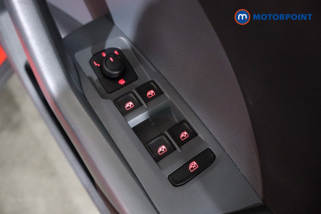 Volkswagen T-Cross SE Manual Diesel SUV - Stock Number (1594640) - 17th supplementary image