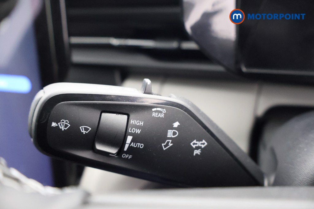 Ford Explorer Premium Automatic Electric SUV - Stock Number (1594736) - 5th supplementary image