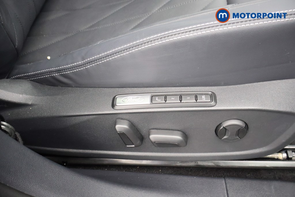 Ford Explorer Premium Automatic Electric SUV - Stock Number (1594736) - 15th supplementary image