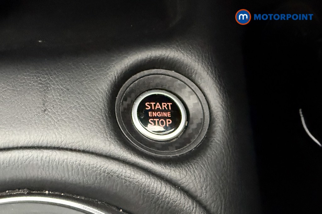 Nissan Juke N-Connecta Automatic Petrol SUV - Stock Number (1595558) - 26th supplementary image