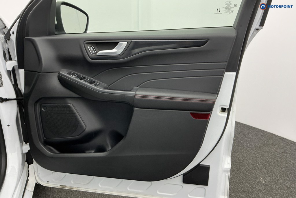 Ford Kuga St-Line Edition Automatic Petrol-Electric Hybrid SUV - Stock Number (1595856) - 26th supplementary image