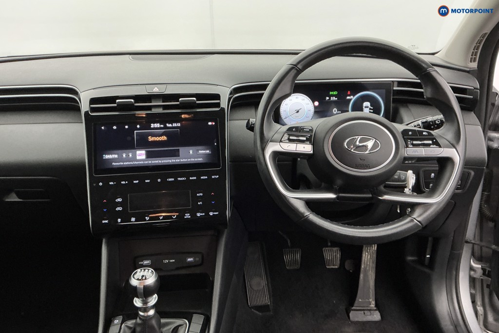 Hyundai Tucson Se Connect Manual Petrol SUV - Stock Number (1596593) - 1st supplementary image