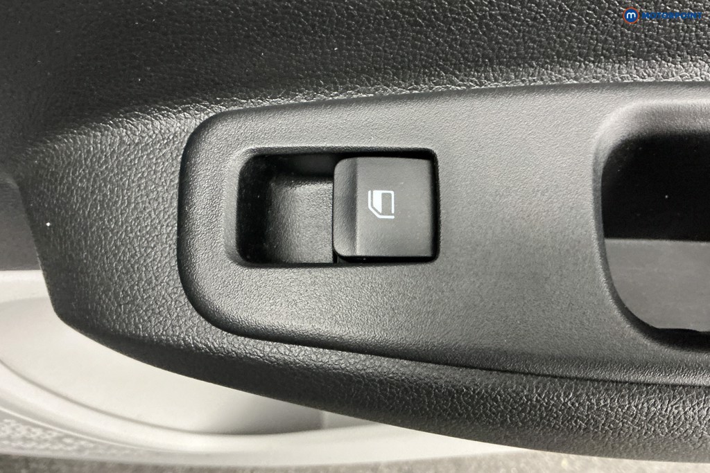 Hyundai I10 Premium Automatic Petrol Hatchback - Stock Number (1597326) - 25th supplementary image