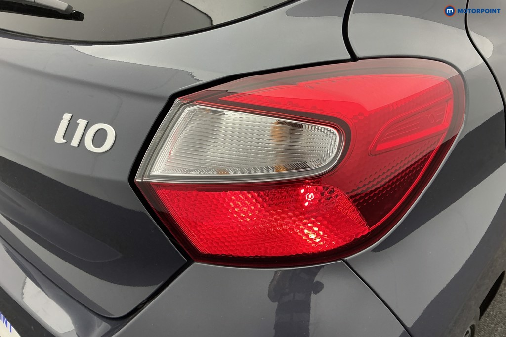 Hyundai I10 Premium Automatic Petrol Hatchback - Stock Number (1597326) - 32nd supplementary image
