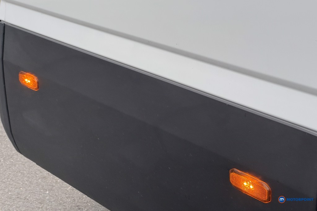 Iveco Daily Business Manual Diesel Extra High Roof - Stock Number (1597476) - 8th supplementary image