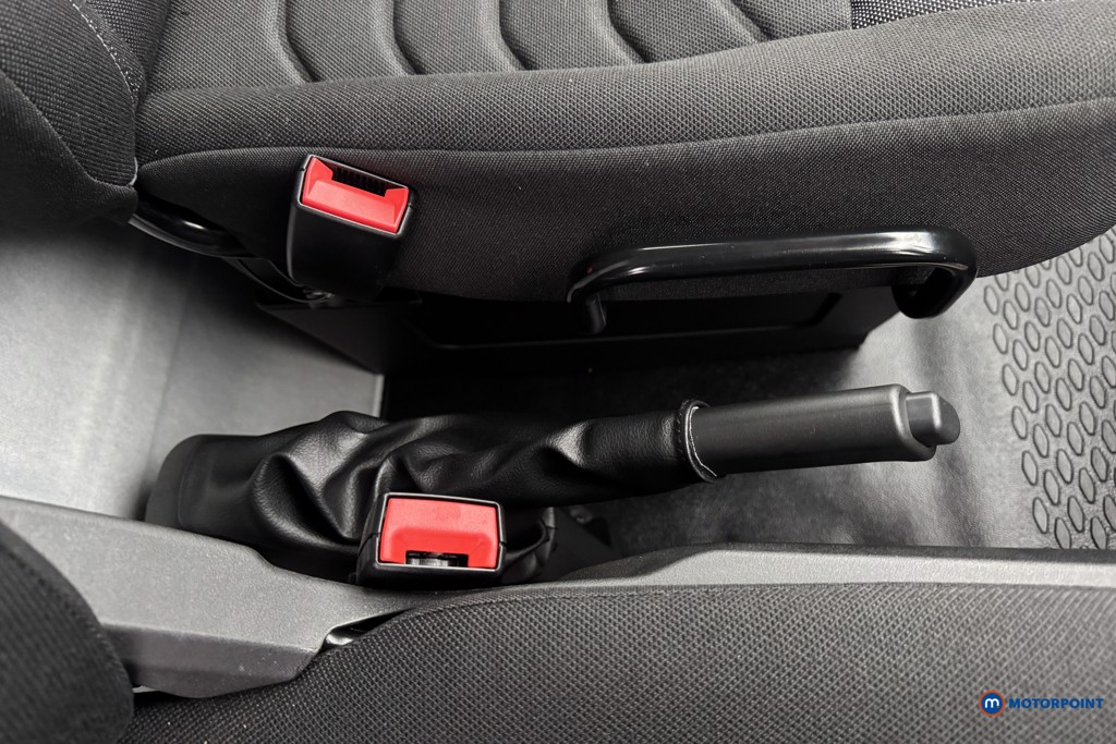 Iveco Daily Business Manual Diesel Extra High Roof - Stock Number (1597476) - 25th supplementary image