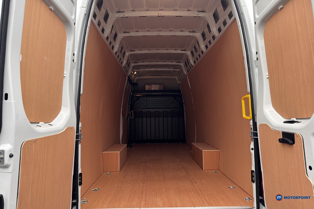 Iveco Daily Business Manual Diesel Extra High Roof - Stock Number (1597476) - 26th supplementary image