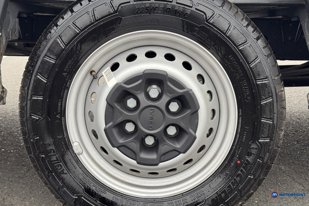 Iveco Daily Business Manual Diesel Extra High Roof - Stock Number (1597476) - 32nd supplementary image