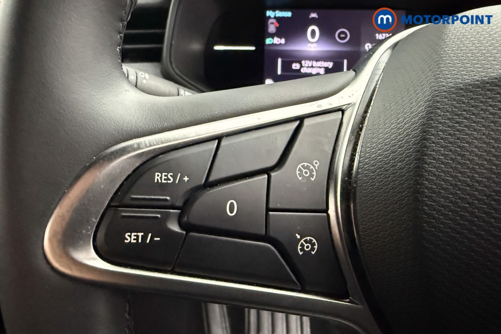 Renault Clio Techno Manual Petrol Hatchback - Stock Number (1598643) - 4th supplementary image