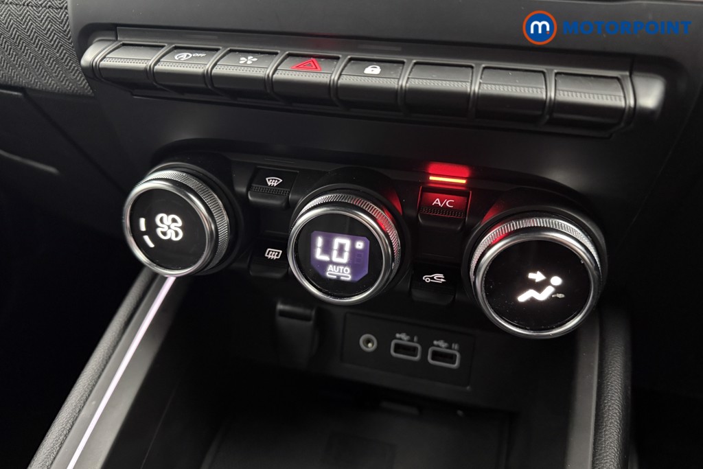 Renault Clio Techno Manual Petrol Hatchback - Stock Number (1598643) - 13th supplementary image