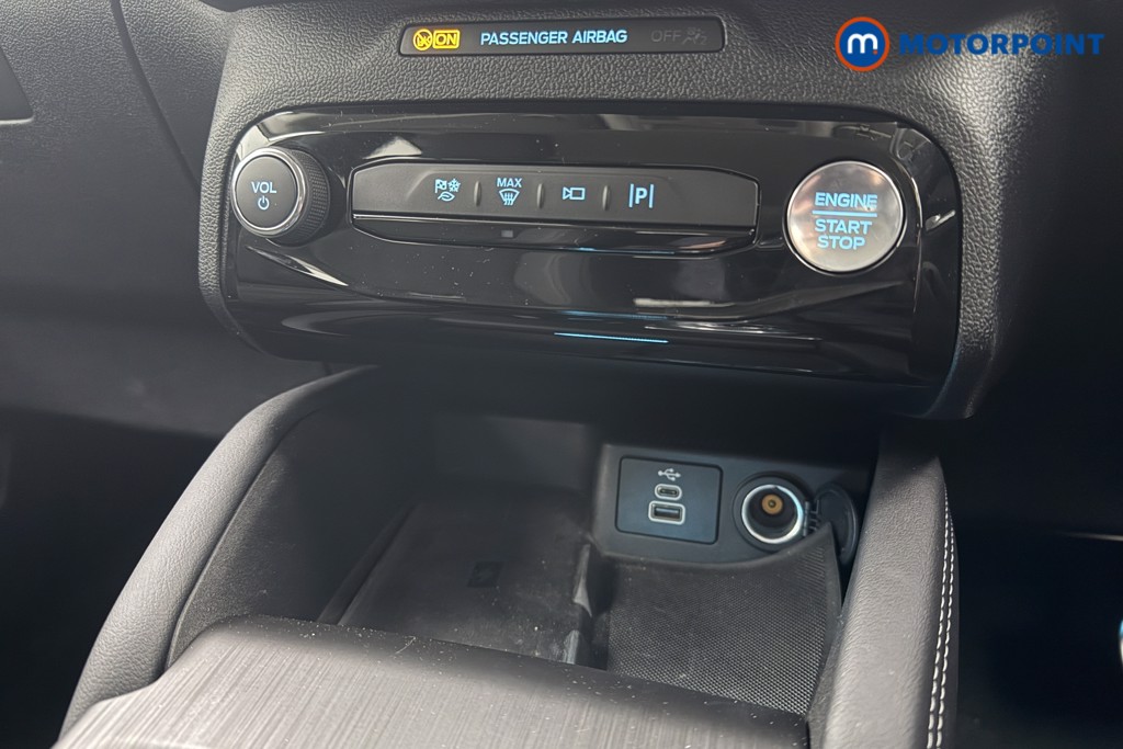 Ford Kuga Active Automatic Petrol Plug-In Hybrid SUV - Stock Number (1599410) - 13th supplementary image