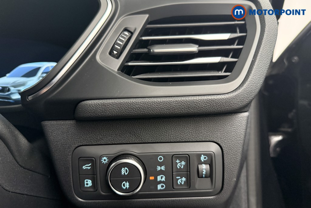 Ford Kuga Active Automatic Petrol Plug-In Hybrid SUV - Stock Number (1599410) - 17th supplementary image