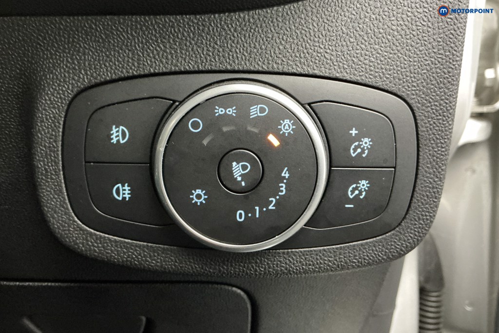 Ford Fiesta Zetec Manual Petrol Hatchback - Stock Number (1599570) - 21st supplementary image