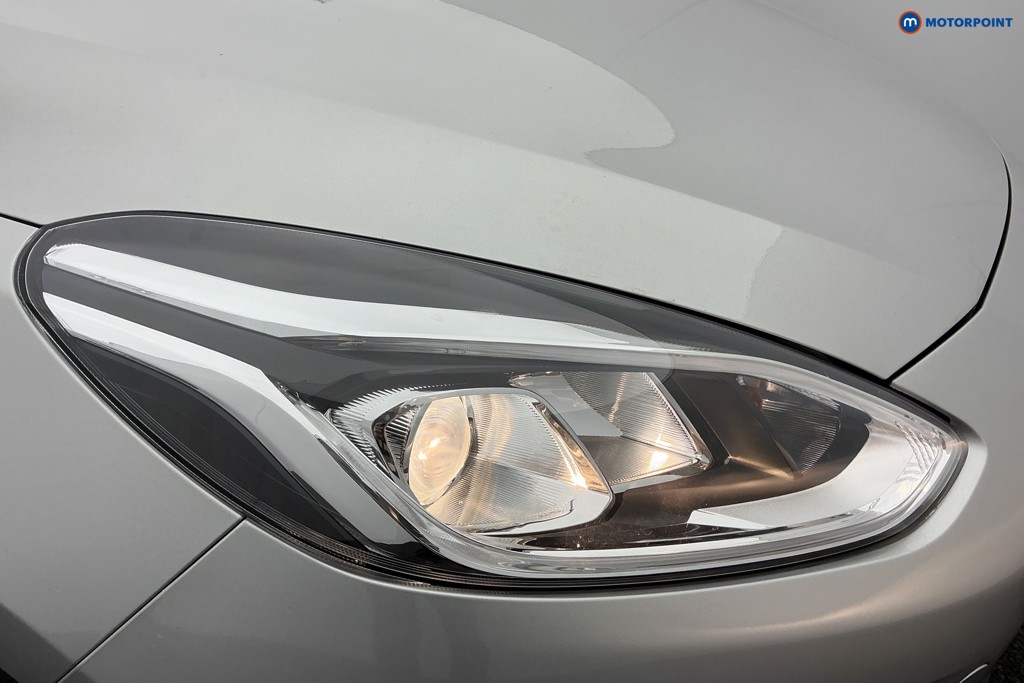 Ford Fiesta Zetec Manual Petrol Hatchback - Stock Number (1599570) - 27th supplementary image