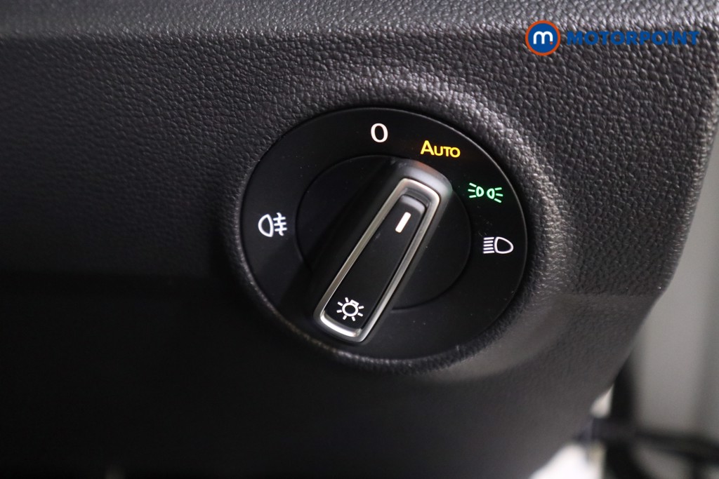 Volkswagen T-Roc Black Edition Manual Petrol SUV - Stock Number (1600498) - 11th supplementary image