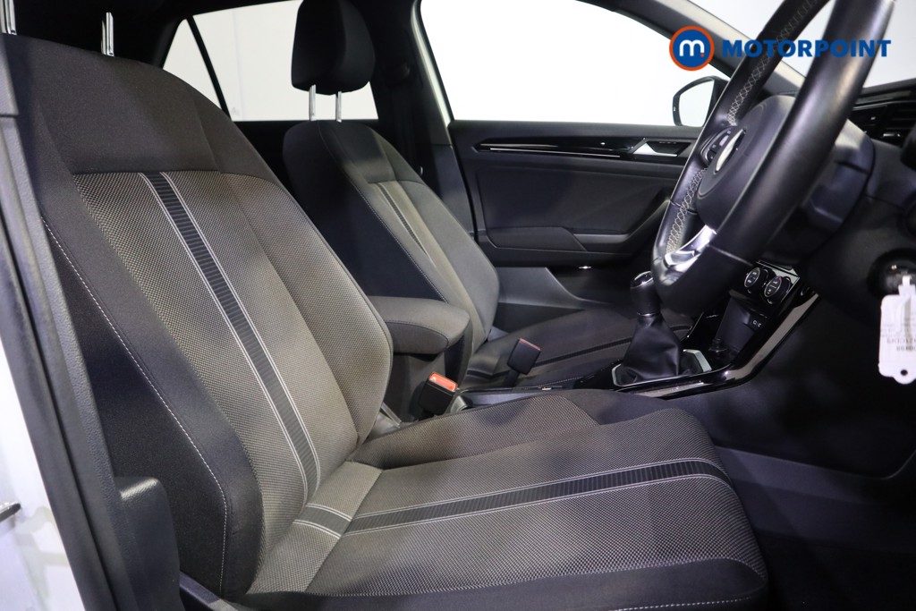 Volkswagen T-Roc Black Edition Manual Petrol SUV - Stock Number (1600498) - 14th supplementary image