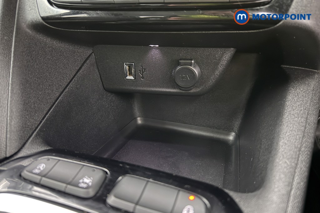 Vauxhall Corsa Se Edition Manual Petrol Hatchback - Stock Number (1600607) - 13th supplementary image