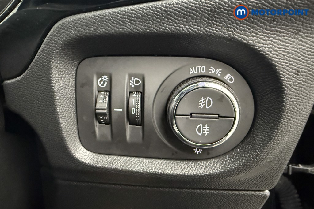 Vauxhall Corsa GS Manual Petrol Hatchback - Stock Number (1600782) - 14th supplementary image