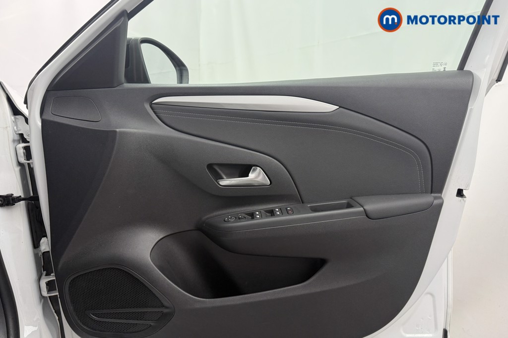 Vauxhall Corsa GS Manual Petrol Hatchback - Stock Number (1600841) - 17th supplementary image