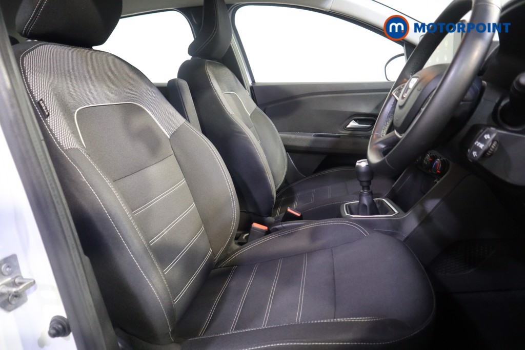 Dacia Sandero Comfort Manual Petrol Hatchback - Stock Number (1601000) - 10th supplementary image