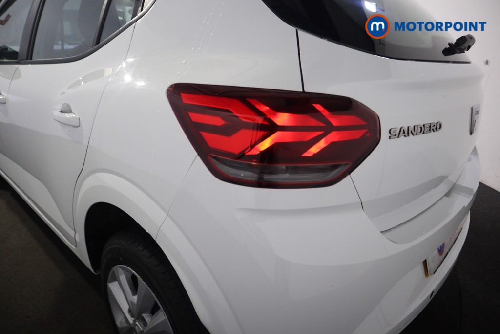 Dacia Sandero Comfort Manual Petrol Hatchback - Stock Number (1601000) - 21st supplementary image