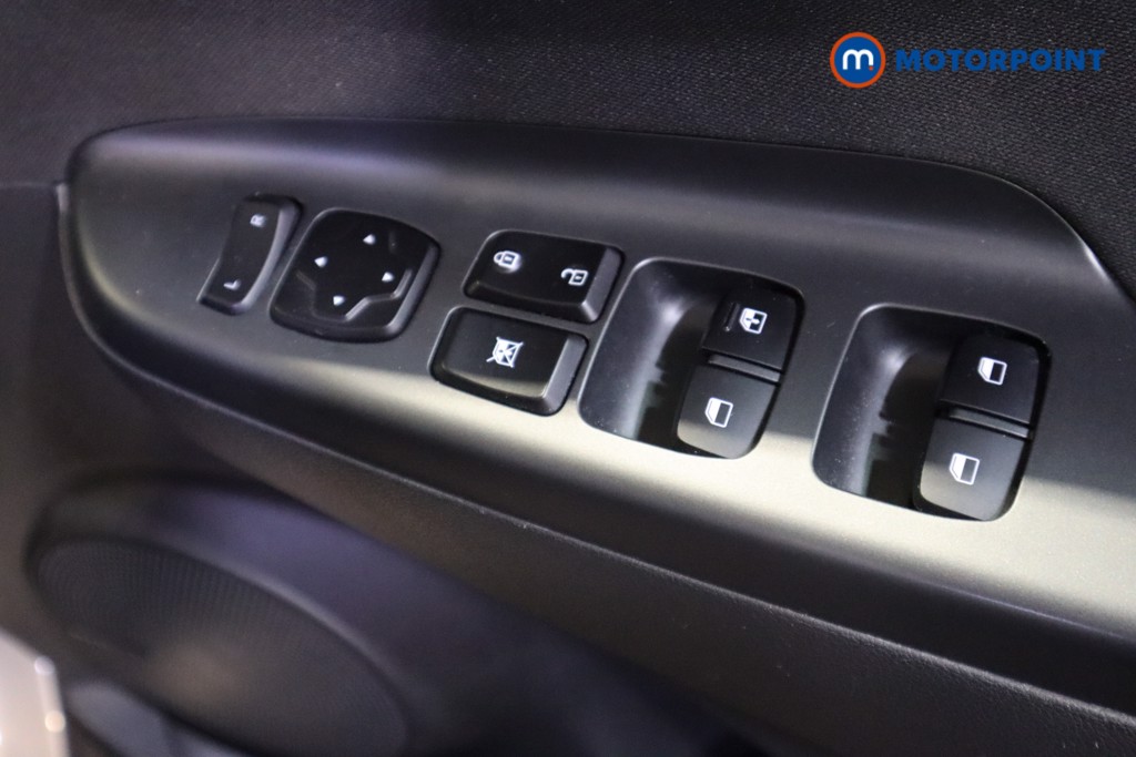 Hyundai Kona Premium Manual Petrol SUV - Stock Number (1601225) - 11th supplementary image