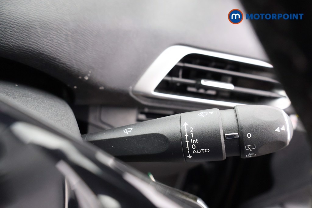 Peugeot 5008 Gt Line Manual Diesel SUV - Stock Number (1601334) - 6th supplementary image