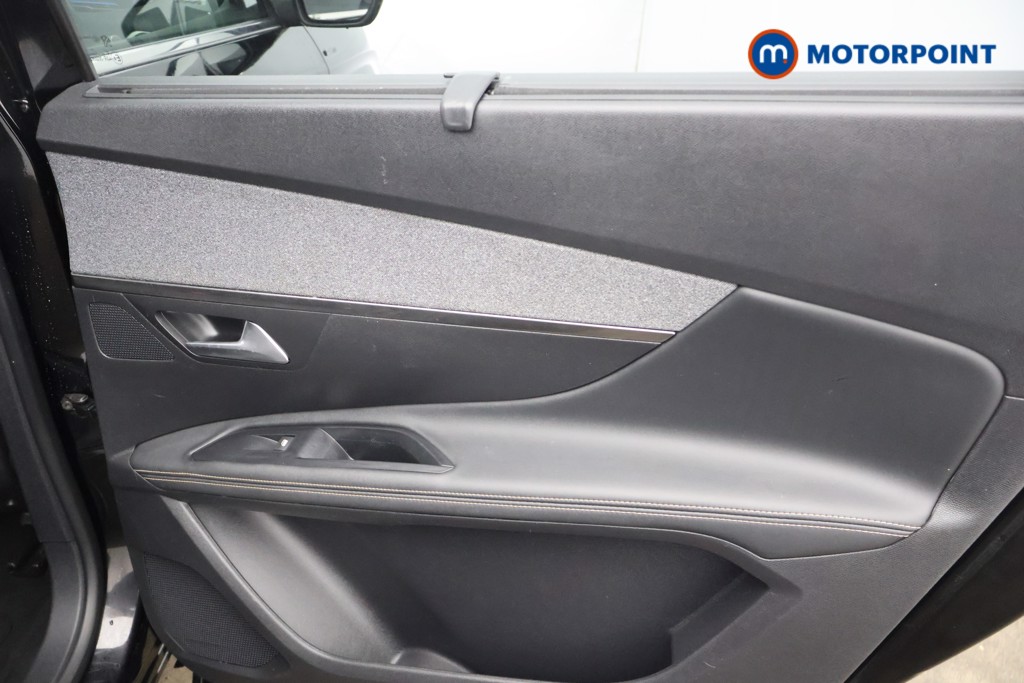 Peugeot 5008 Gt Line Manual Diesel SUV - Stock Number (1601334) - 16th supplementary image