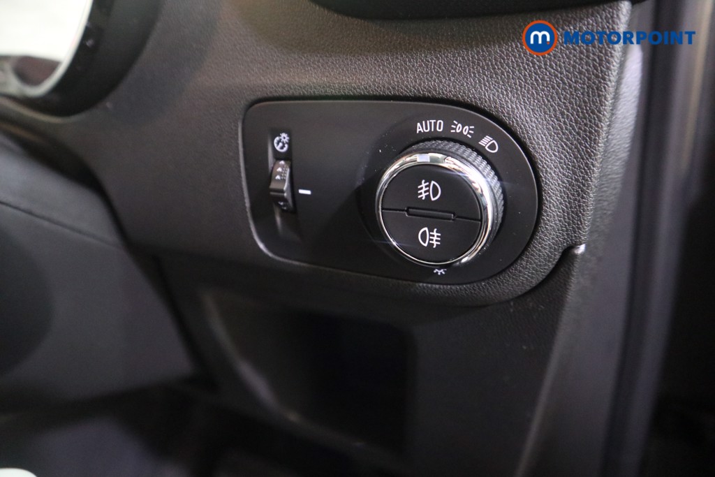 Vauxhall Crossland Elite Edition Automatic Petrol SUV - Stock Number (1601362) - 9th supplementary image