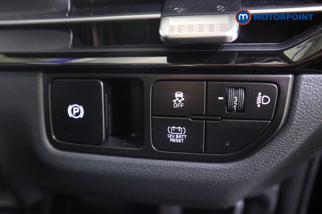 KIA Sportage Pure Automatic Petrol-Electric Hybrid SUV - Stock Number (1601536) - 10th supplementary image
