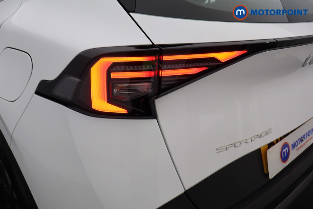 KIA Sportage Pure Automatic Petrol-Electric Hybrid SUV - Stock Number (1601538) - 18th supplementary image